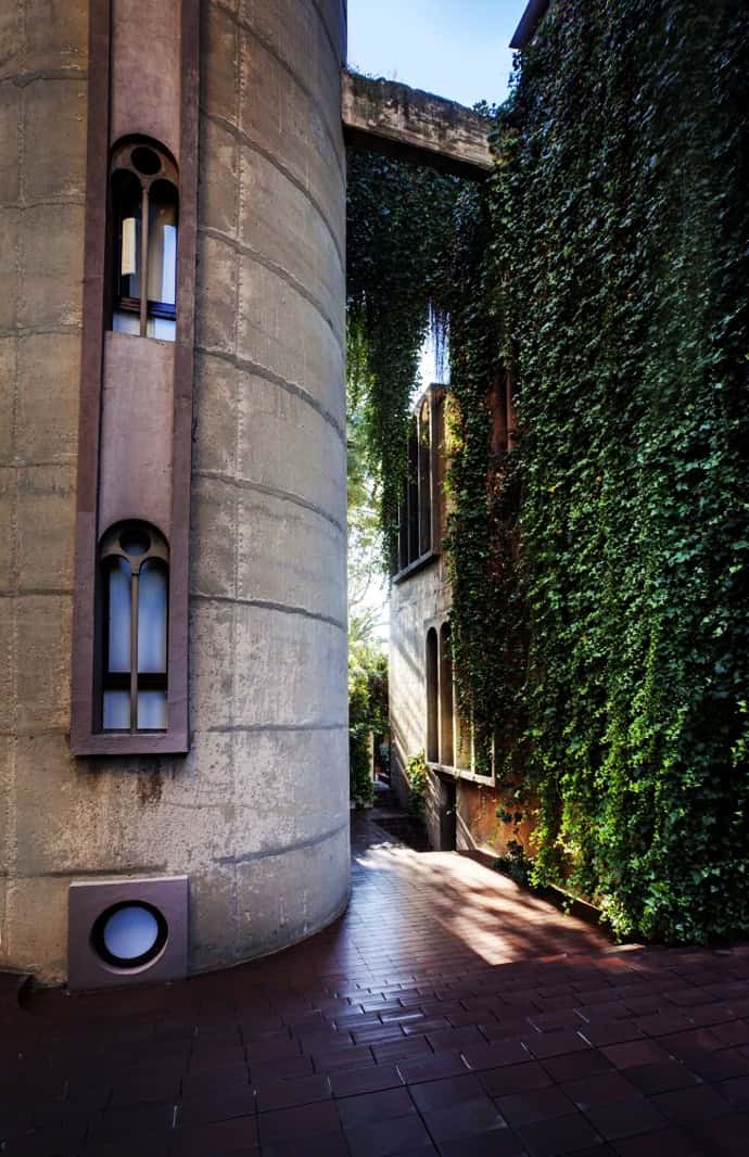 A Former Cement Factory - The New Workspace and Residence of Ricardo Bofill