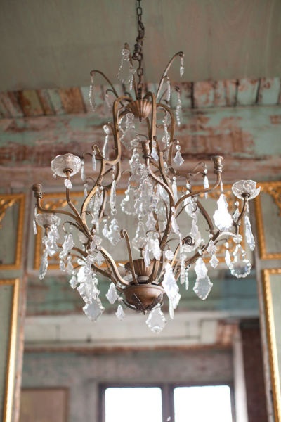 35 Amazing Chandeliers That Will Give Your Every Room Classic Look