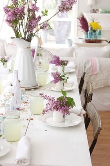 Wonderful Dining Room Decorations Inspired By Colors Of Spring