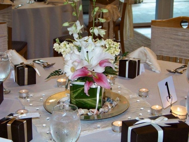 27 Luxury Arrangements For Your Wedding Table Decoration