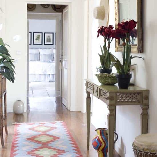 10 Amazing Ideas For Decoration Of Small Hallways