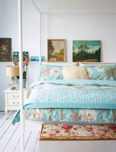 43 Spring-Inspired Fresh And Colorful Bedroom Designs