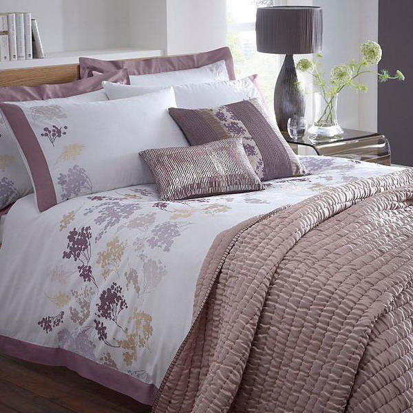 purple-and-white-in-bedroom-combination14