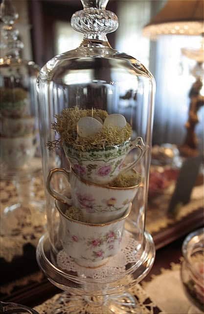 40 Ideas of How To Reuse Tea Cup Artistically