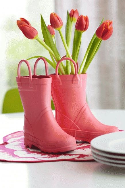 17 Colorful And Creative DIY Spring Centerpieces