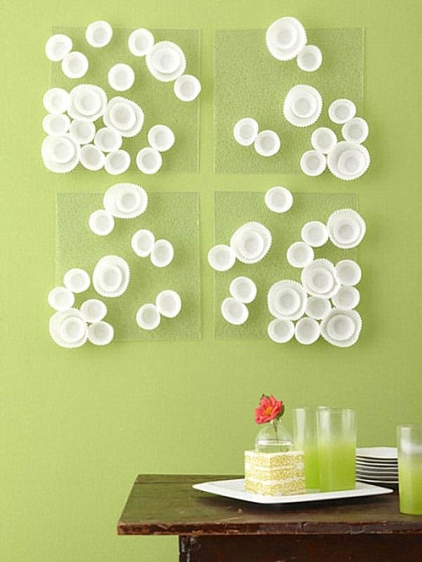 DIY-cupcake-wrapper-wall-art