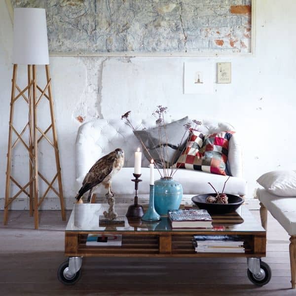 20 Inventive Ways to Upcycle Shipping Pallets