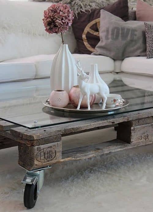 20 Inventive Ways to Upcycle Shipping Pallets