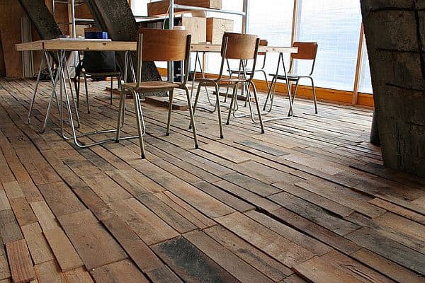 20 Inventive Ways to Upcycle Shipping Pallets