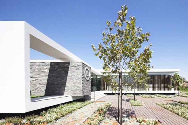 Contemporary Pavilion 2012 Residence by Pitsou Kedem Architects, Israel