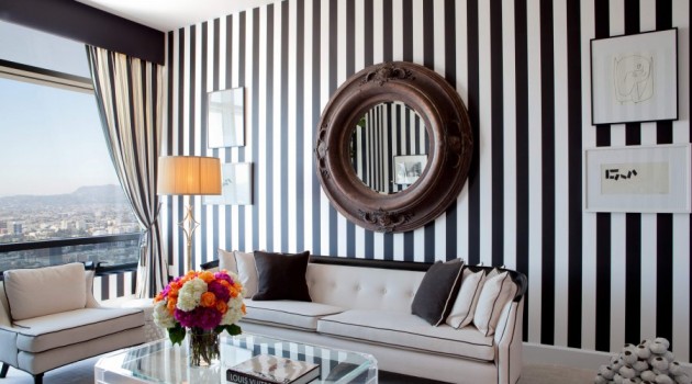 20 Elegant and Classy Striped Walls