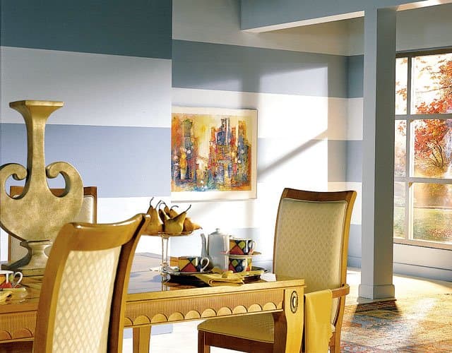 20 Elegant and Classy Striped Walls 17