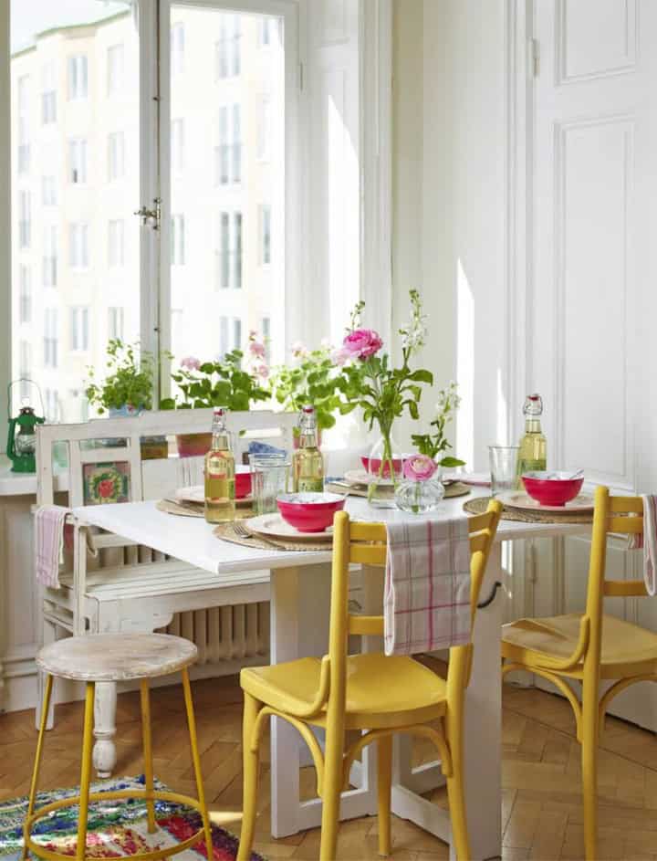25 Brightly Painted Furniture Ideas 4