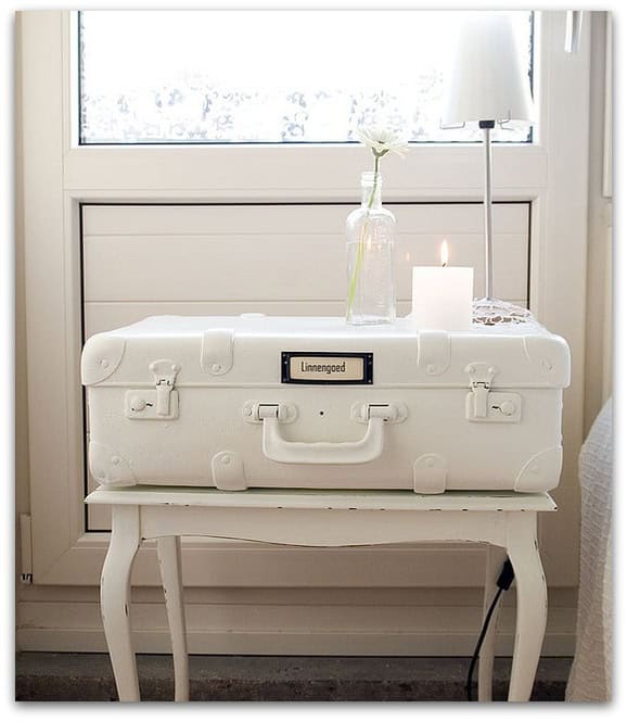 20 Adorable DIY Nightstands