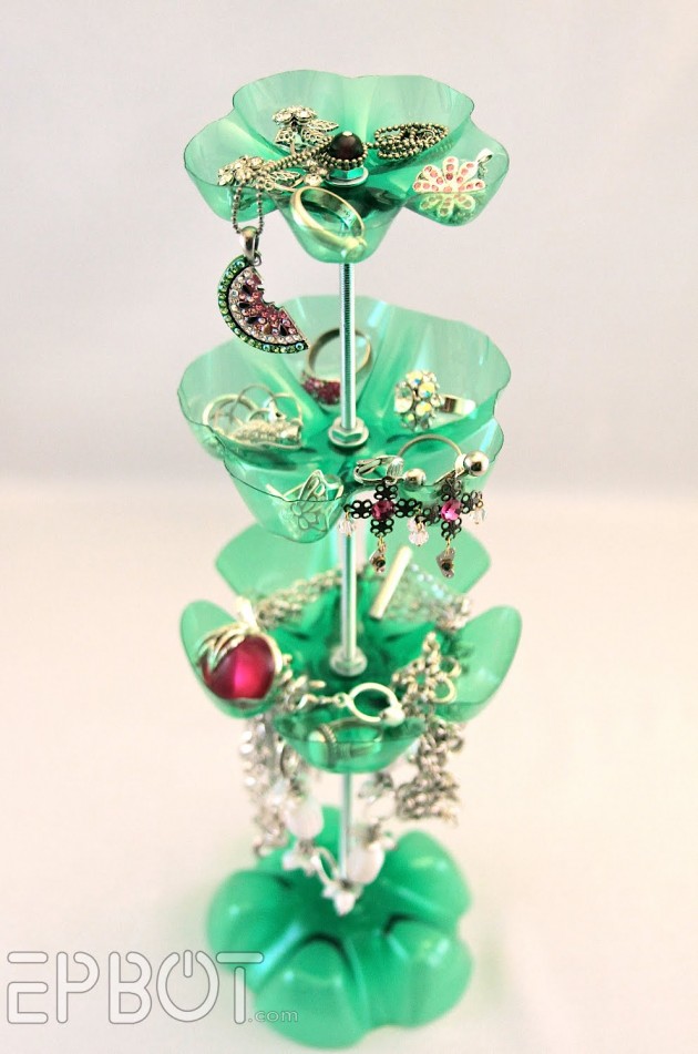 Top 17 Creative DIY Ideas for Jewelry Hangers