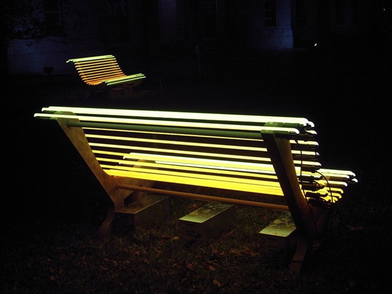 blog.dflatt._com_2012_12_19_design-miami-2012-illuminated-benches_