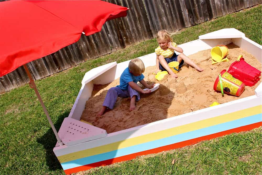 Bring the Beach in Your Backyard Amazing DIY Sandbox