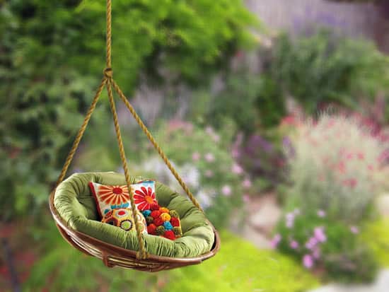 garden_swing_chairs