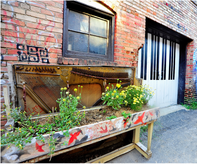 26 DIY Inventive Ideas how to Repurpose Old Pianos