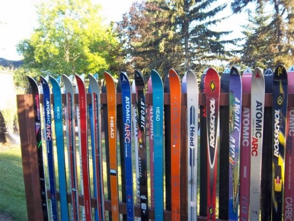 recyclart._org_2012_01_snow-ski-fence_