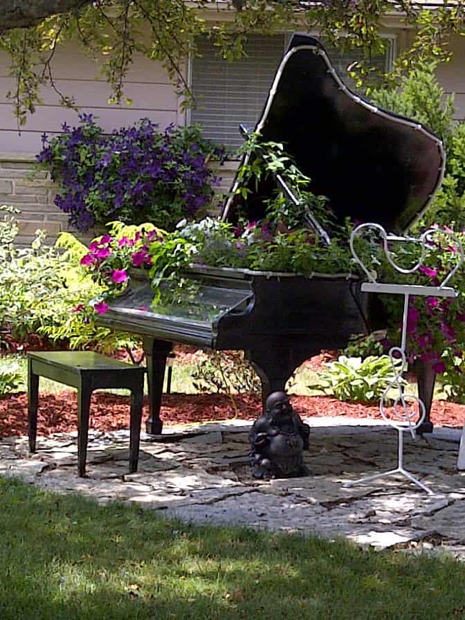 26 DIY Inventive Ideas how to Repurpose Old Pianos zenandgenki._com_tag_high_