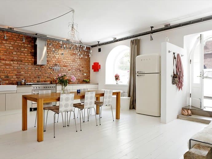 30 Amazing Apartments with Brick Walls 11