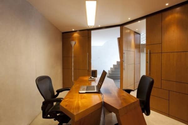 25 Luxury and Unusual Minimalist Office Designs