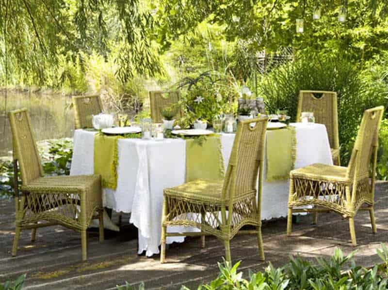 30 Delightful Outdoor Dining Area Design Ideas 26
