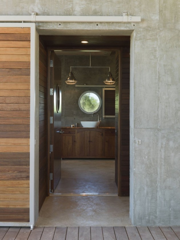 Locomotive Ranch Trailer by Andrew Hinman Architecture