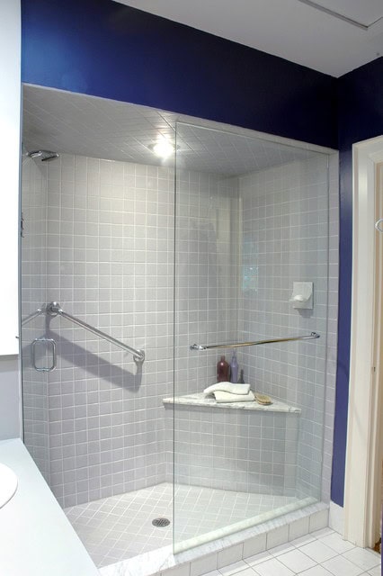 30 Irreplaceable Shower Seats Design Ideas