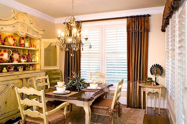 20 Country French Inspired Dining Room Ideas jenniferreynoldsinteriors._com