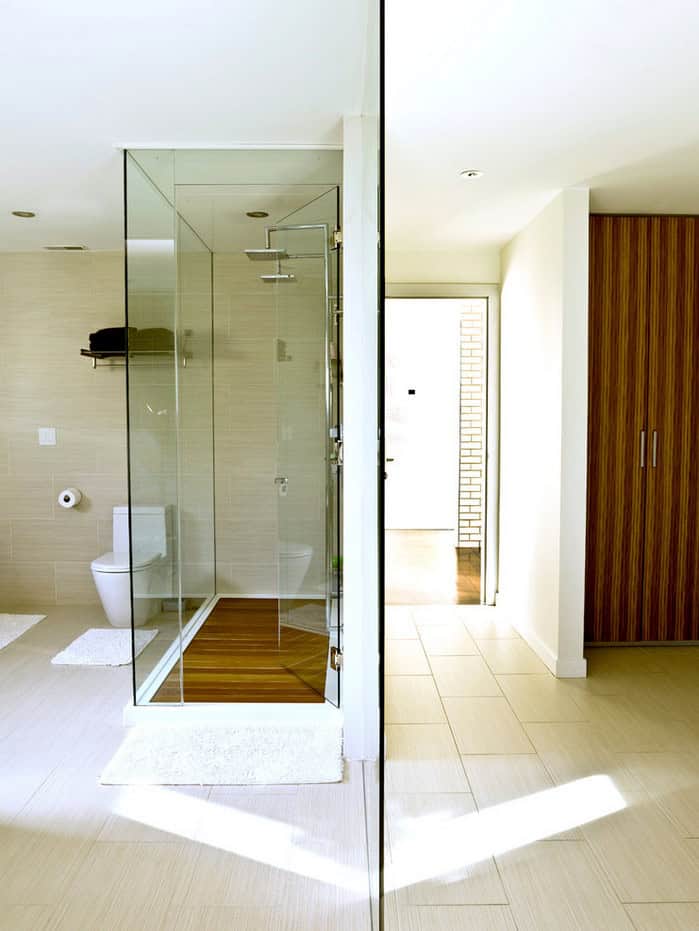 16 Fancy Bathroom Combined Flooring Ideas theglassfactory.wordpress._com