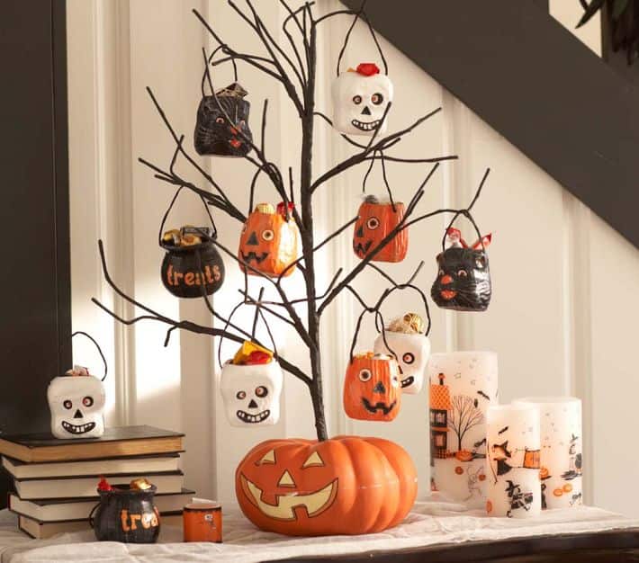 30 Inspiring DIY Halloween Decorations 12345