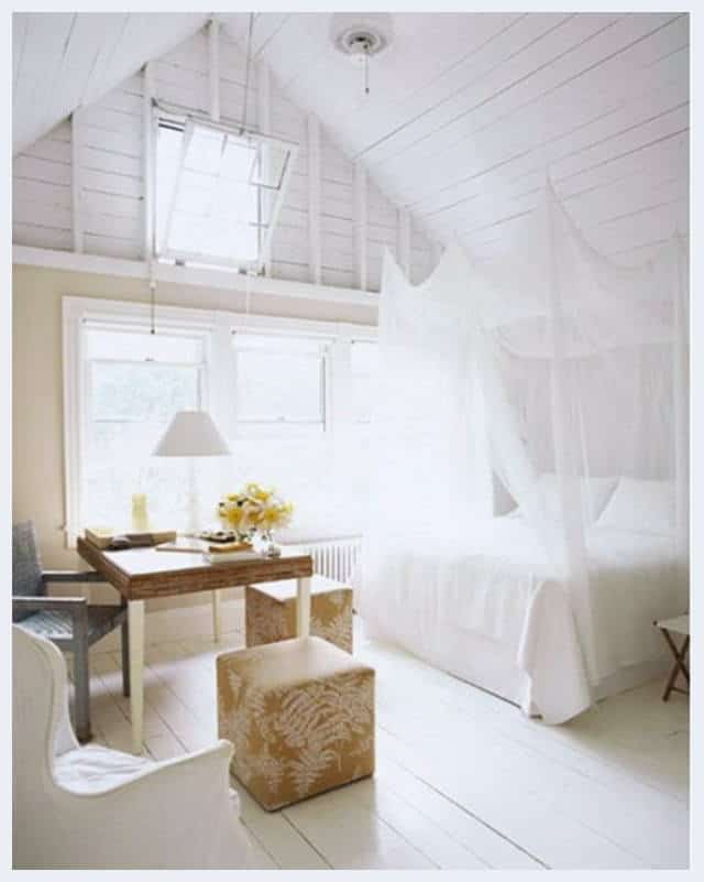 33 Incredible White Canopy Bedroom Ideas 13
