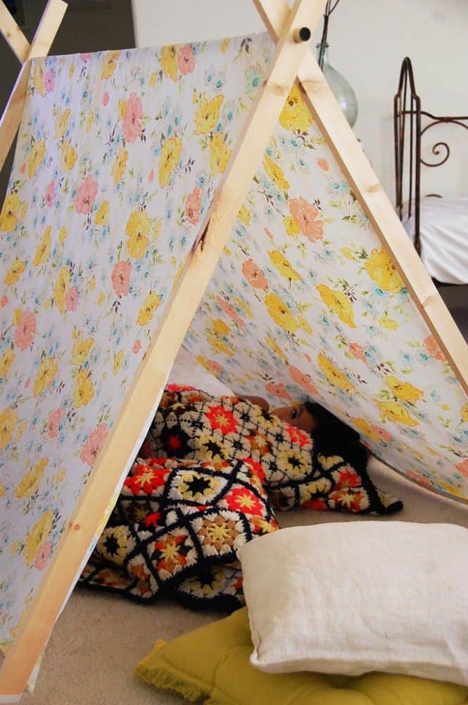 35 Playful and Fun DIY Tents for Kids 1