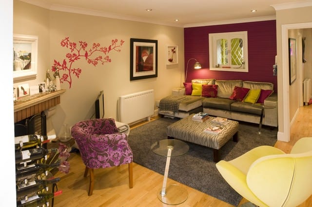 20 Adventurous Examples of Accented Interiors 17