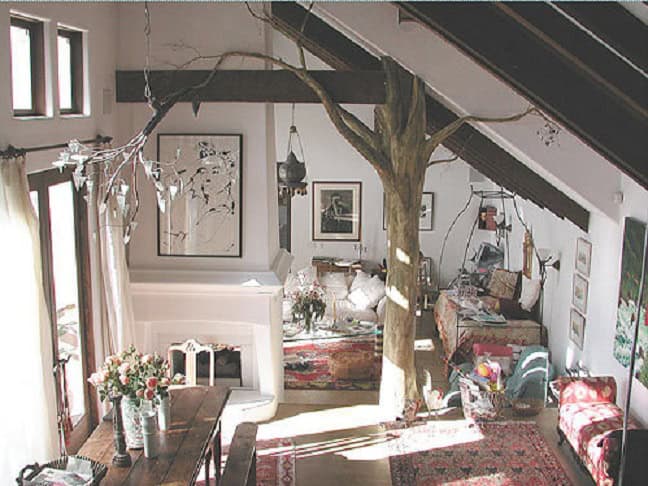 18 Incredible Houses with Trees in them 18