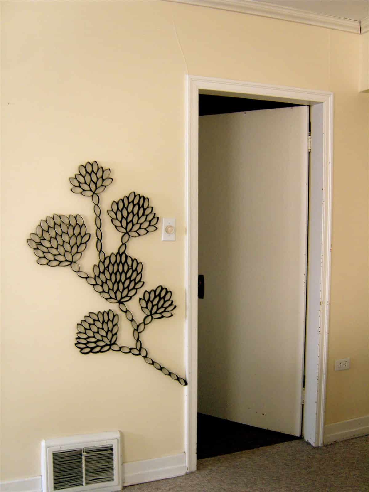 25 Creative DIY Toilet Paper Roll Wall Art 21