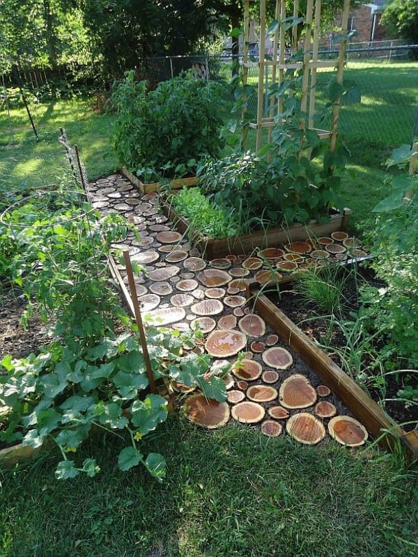 36 Amazing DIY Log Ideas