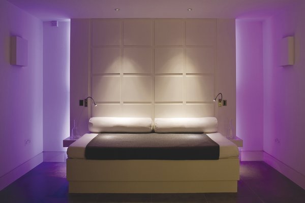 Ambient Lighting In The Bedroom, How To Add Mood Lighting A Room
