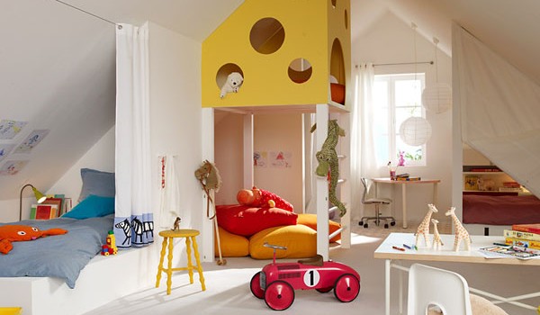 20 Wonderful Examples of Repurposing an Attic for Kids Playroom