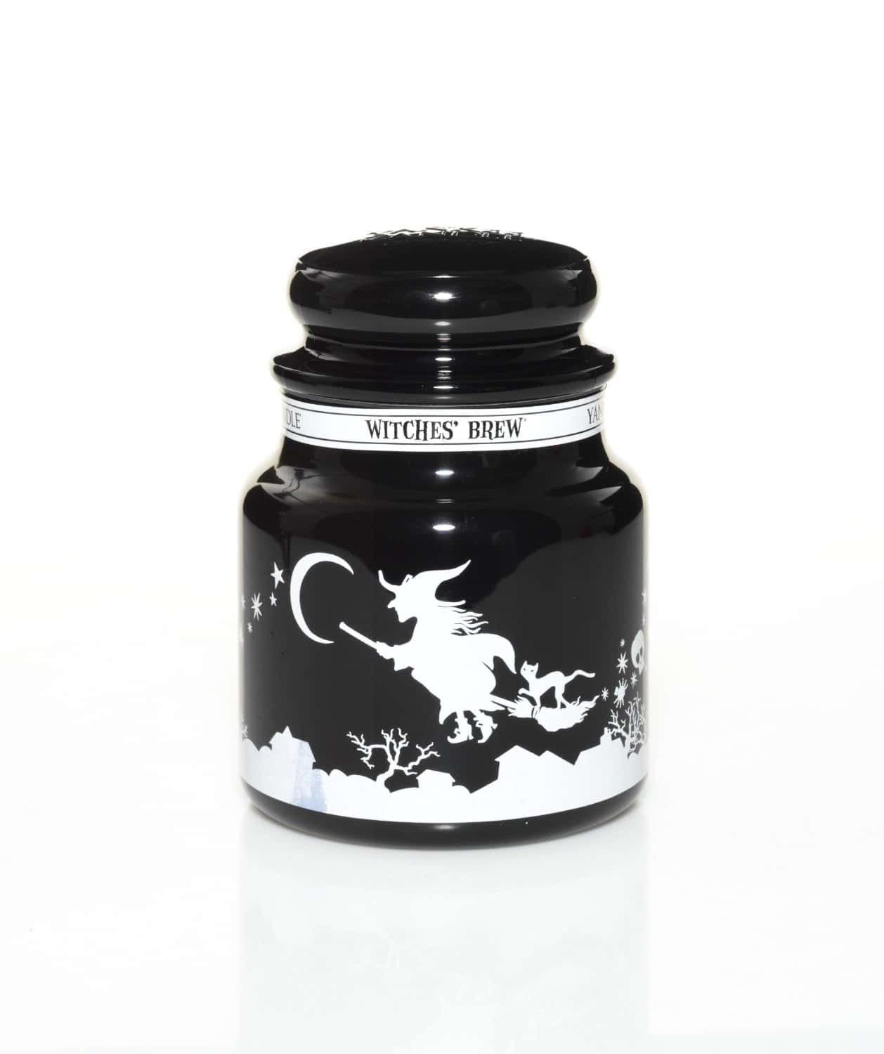 Yankee Candle Medium Classic Jar – Witches’ Brew Halloween Decoration 20 Interesting Halloween Decorations To Buy For Your Home (11)