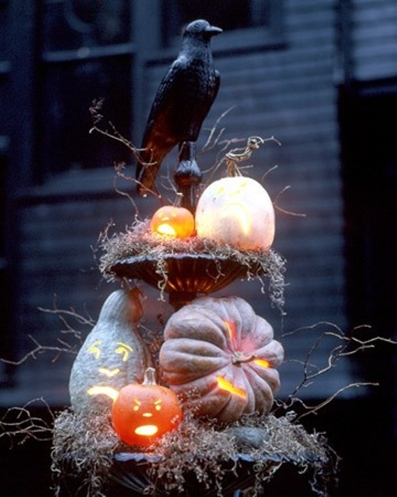 33 Spoooky Halloween Outdoor Decorations