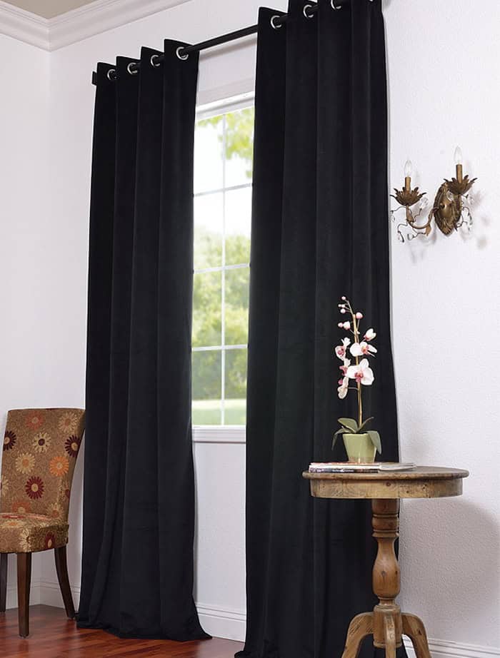 30 Stylish Interior Designs with Black Curtains 30