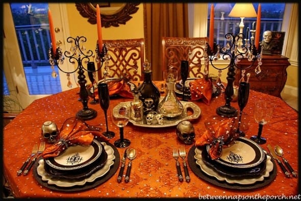 30 Magnificent DIY Halloween Table Decorations