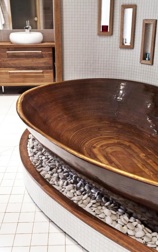 30 Relaxing and Chill Wooden Bathtubs