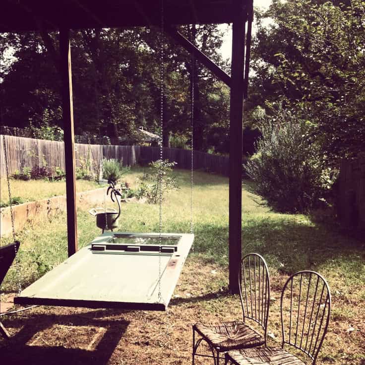 25 Amazing DIY Hanging Table Ideas 8