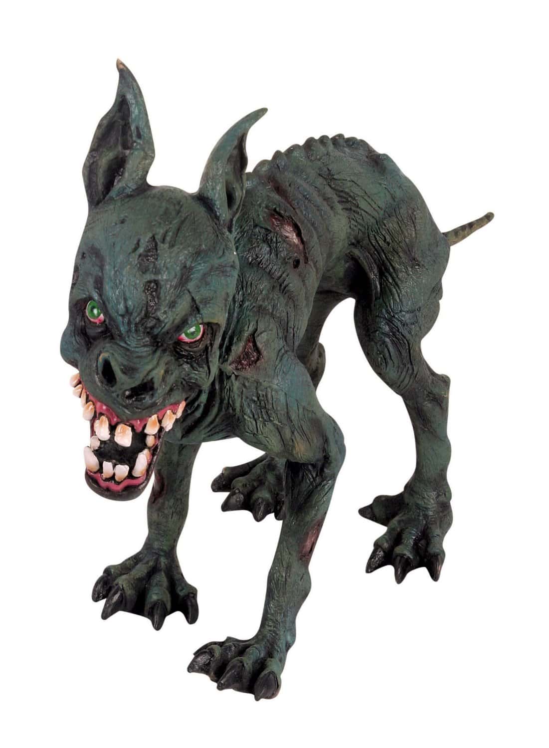 Zombie Dog 18 Absolutely Frightening Outdoor Halloween Decorations (14)