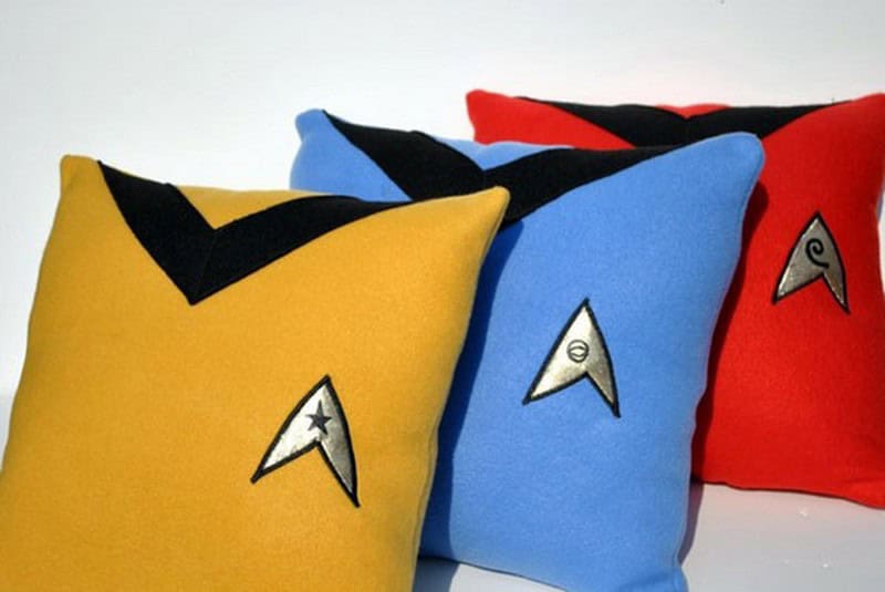 30 Unusual and Fun Pillow Designs 19