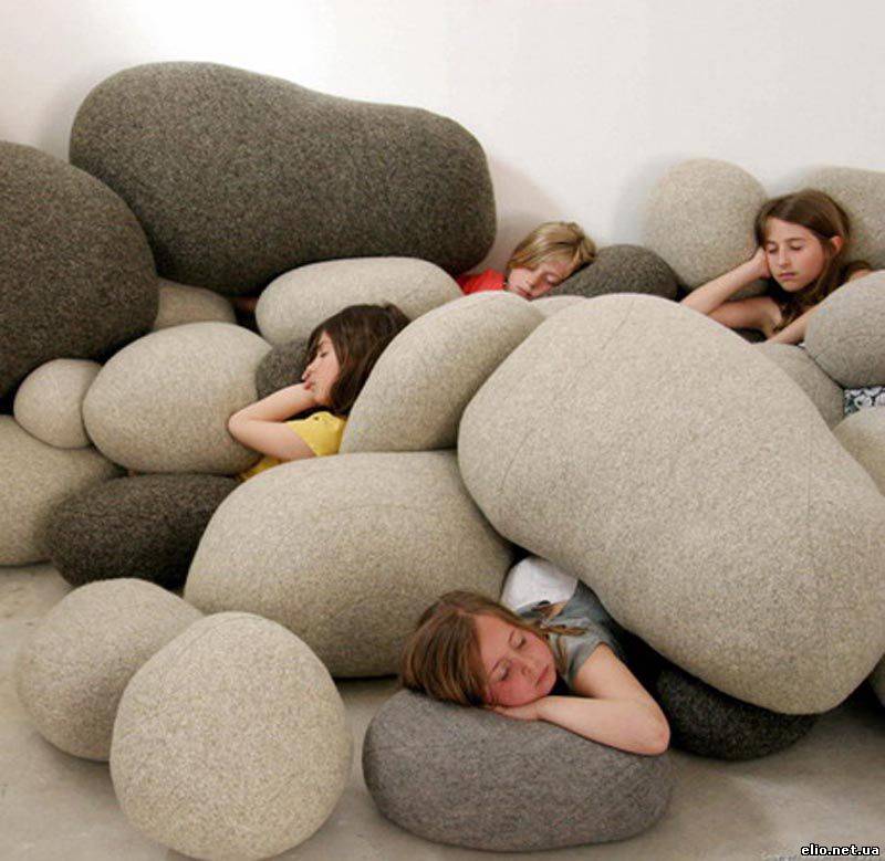 30 Unusual and Fun Pillow Designs 20